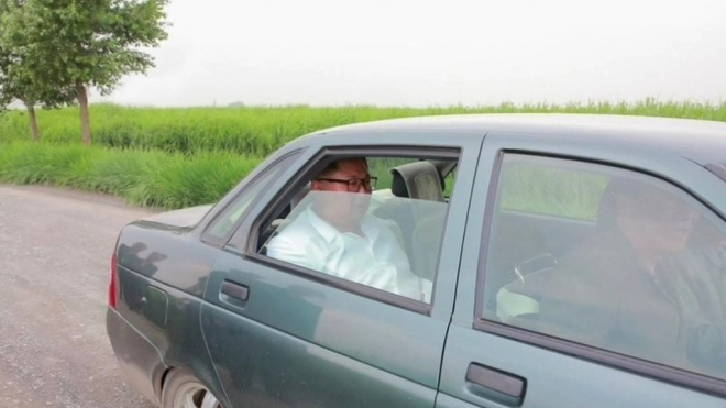 Podívejte se, čím jezdí Kim Čong-un po KLDR, když zrovna nemá svůj Mercedes