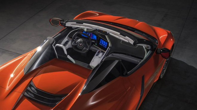 Americký zázrak shodil střechu a umí stahovat tři okna, přesto zůstává levný