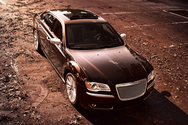 Chrysler 300 Luxury Series: luxusně nyní i s šestiválcem