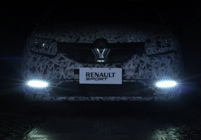 Dacia Sandero RS se začala odhalovat, dostane atmosféricky plněný dvoulitr (video)