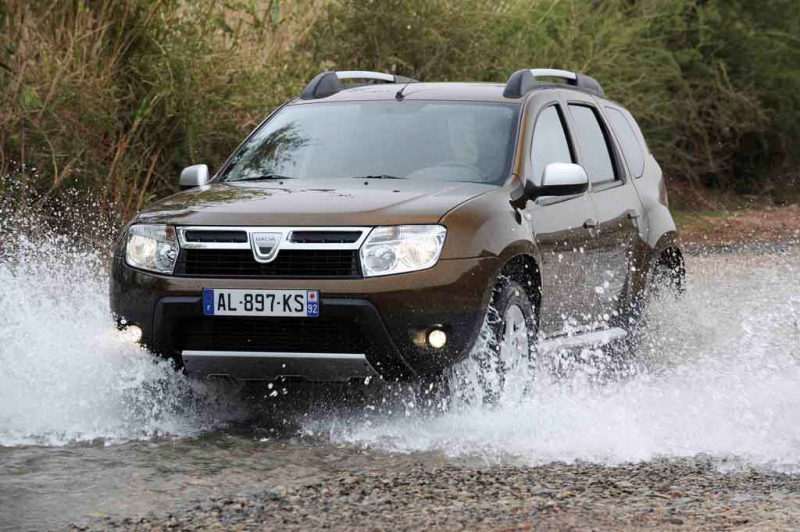 Dacia Duster: nové fotografie, první zkušenosti - 2 - Dacia-Duster_brown_1