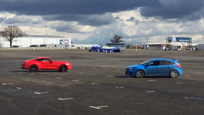 Nový Ford Focus RS vs. Ford Mustang GT v souboji driftů: výsledek vás překvapí (video)
