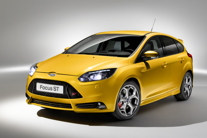Ford Focus ST 2012 oficiálně: v Evropě i jako kombi
