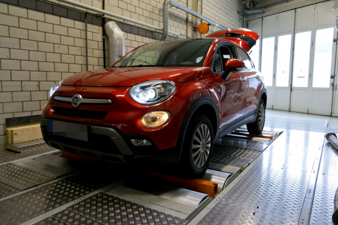 Také Fiat prý podvádí s emisemi, testy obelhává ještě „chytřeji” než VW