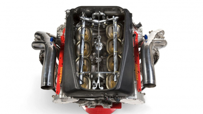 Týmy Formule 1 kapitulují pod tíhou zmaru, většina z nich souhlasí s návratem motorů V8. Mlčí jen „obvyklí podezřelí”