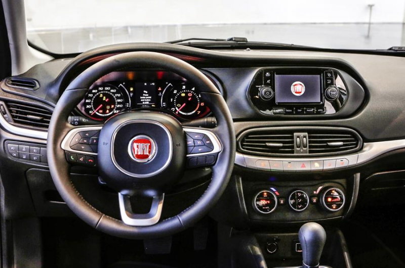 Fiat_Tipo_prvni_produkcni_foto_20_800_600.jpg