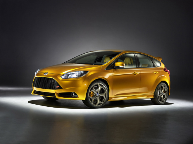 Ford Focus ST 2012: první fotografie nového bijce v oranžové