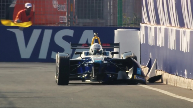 „Pirát z karibiku” usedl do Formule E. Jsem přirozený talent, říkal. Pak naboural