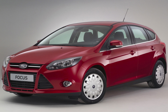 Ford Focus Econetic 2012: jen 3,5 litru nafty na 100 km