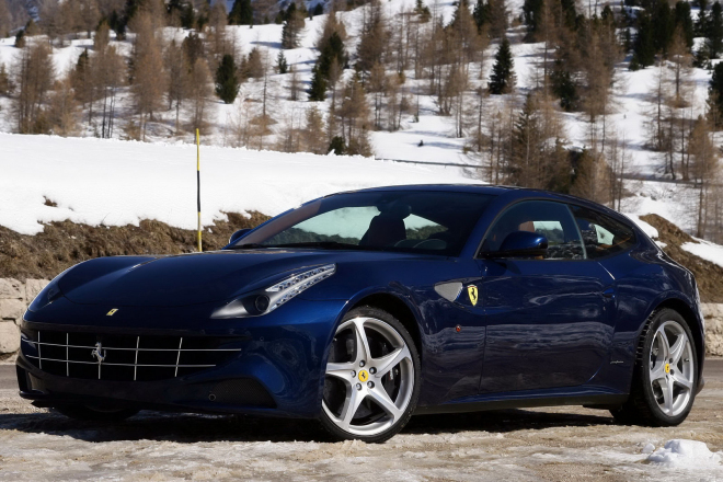 Ferrari FF: nové fotografie z italských Dolomit