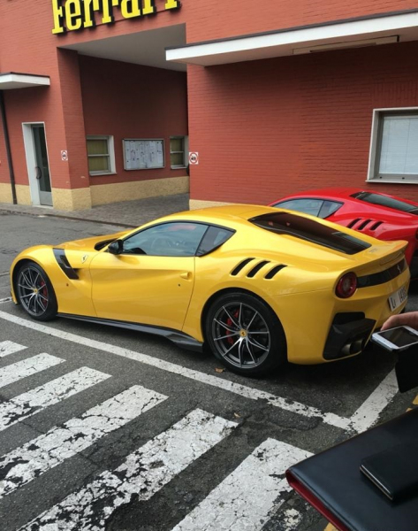 Ferrari_F12tdf_nova_sada_03_800_600.jpg