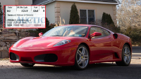 K mání je Ferrari F430 Donalda Trumpa. Nikdo nevěděl, že ho vůbec má