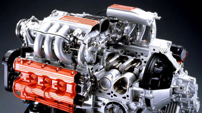 Skončí Ferrari s atmosférickými V12? Šéf dává jasnou odpověď, přesto trochu mlží