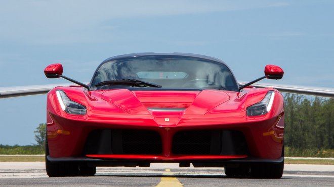 Smůla, na nejlepší Ferrari posledních let vám teď už nestačí ani 68 milionů korun