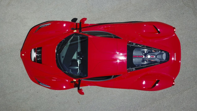 Vietnamci postavili věrnou napodobeninu Ferrari LaFerrari ze staré Toyoty koupené za 4 tisíce Kč