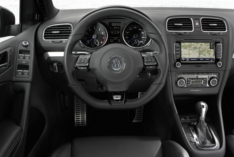 Volkswagen Golf R: na vrcholu řady - 3 -