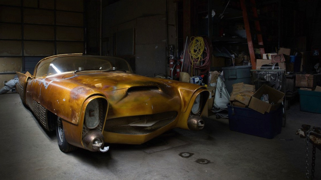 V garáži milionáře našli unikátní auto, které předběhlo i Teslu. 50 let ho nikdo neviděl