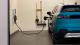 Budeme prodávat už jen elektromobily, říkala. Teď po ztrátě 55 miliard Kč stahuje z nabídky poslední elektrický model