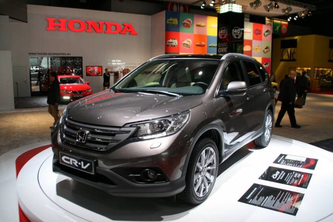 Honda CR-V 2012: nové CR-V už v zahraničí má své ceny, jsou o dost nižší než dosud (+ živé foto)
