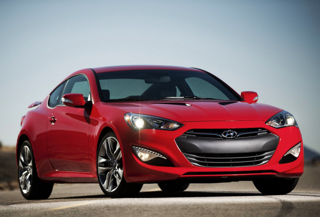 Upsizing: Hyundai Genesis Coupe 2015 končí se čtyřválcem, k mání bude jen V6