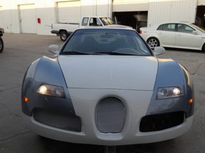 Civic-gatti alias Bugatti Veyron postavené z Hondy: za snem laminátem