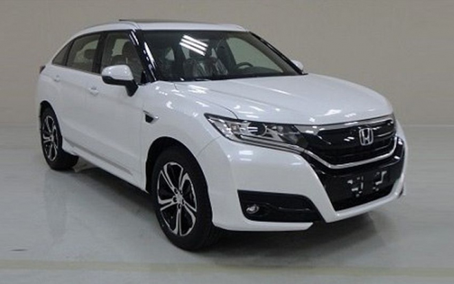 Honda UR-V je nové SUV, co vám Japonci neprodají. Štvou ho proti sourozenci
