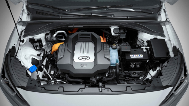 Problém s dostupností baterek pro auta na elektřinu je skutečný. Hyundai už teď brzdí