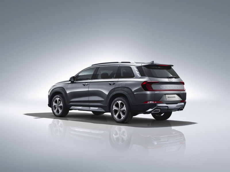 Hyundai_Santa_Fe_2019_cinska_verze_nova_