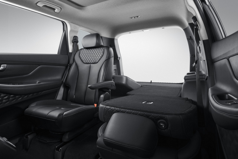 Hyundai_Santa_Fe_2019_cinska_verze_nova_
