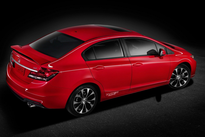 Honda Civic 2013: americký facelift pro sedan i kupé v detailech