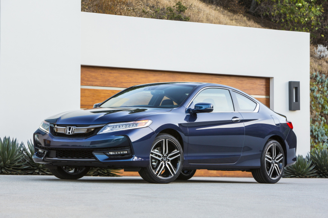 Honda Accord Coupe 2016: facelift neminul ani stylovější verzi