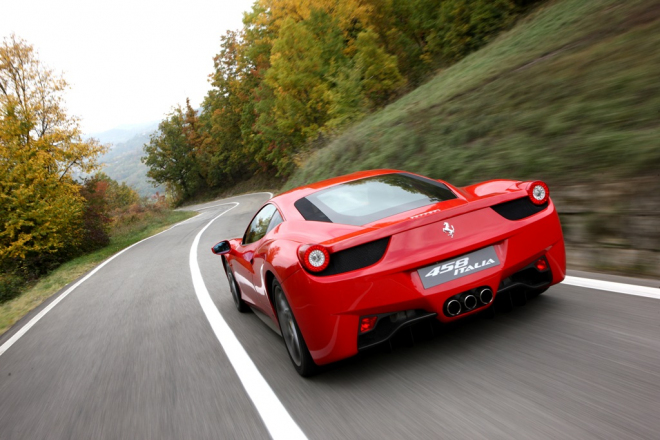 Jízda s Ferrari 458 Italia: pravá italská