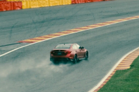 Infiniti Q50 Eau Rouge řádí na novém videu na „domácím“ okruhu ve Spa