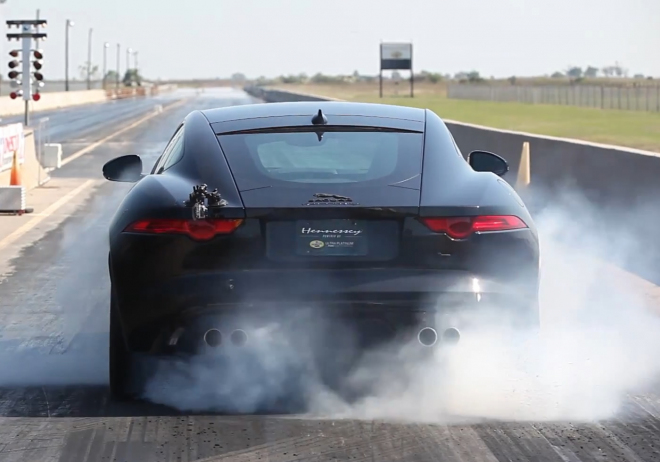 Hennessey HPE600: Jaguar F-Type R dostal 632 koní, stovku dá za 3,5 s (video)
