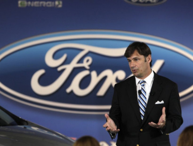Ford přiznal, že jeho navigace špehují zákazníky, jen toho nezneužívá
