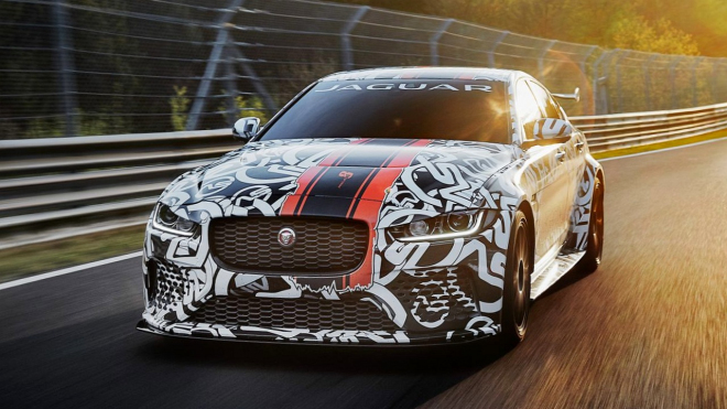 Jaguar napěchoval do nejsilnějšího XE V8 s 600 koňmi, dalece překoná M3 i C63 AMG
