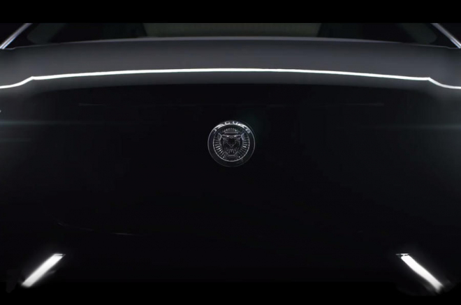 Jaguar veze do L. A. tajuplnou novinku, nejspíše elektrické SUV (video)