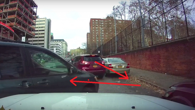Tito lidé ukázali světu, jak nikdy nepřijít o parkovací místo na ulici (video)