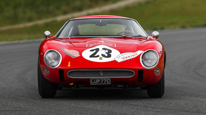 Italský soud našel cestu, jak postavit kopie slavných aut mimo zákon