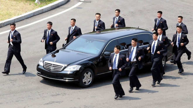 Ani Mercedes nemá tušení, jak se Kim Čong-un dostal k luxusním německým autům
