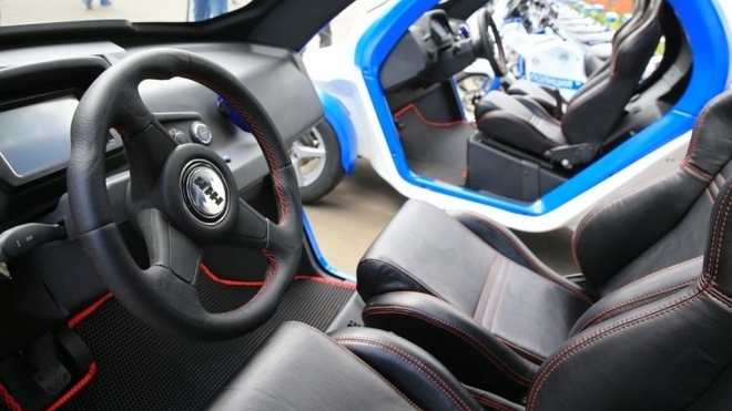 Tohle teď vyrábí Kalašnikov kvůli MS ve fotbalu. K AK-47 to má hodně daleko