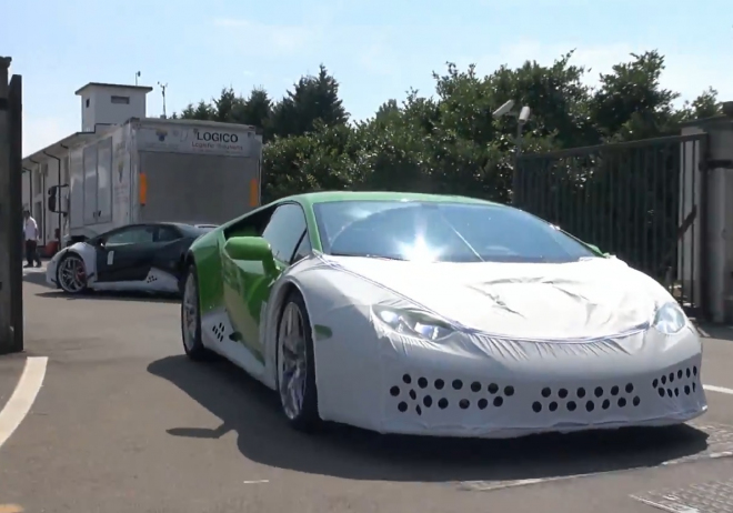 Průjezd třinácti Lamborghini Huracán za sebou je silniční tajfun 5. kategorie (video)