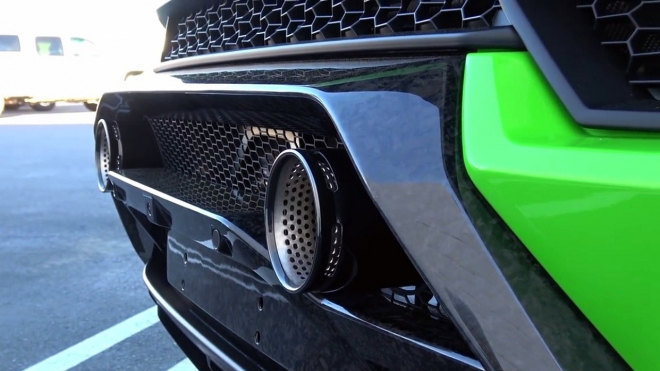 Lamborghini Huracán Performante láká i jinými věcmi, než je čas z Ringu (videa)