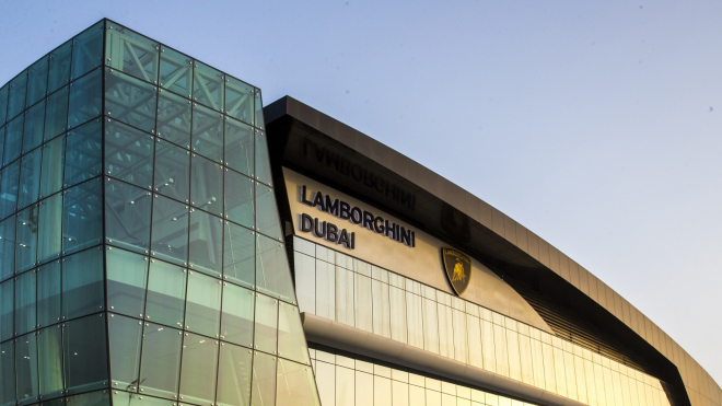 Podívejte se do nového největšího dealerství Lamborghini. Kde je, uhádnete