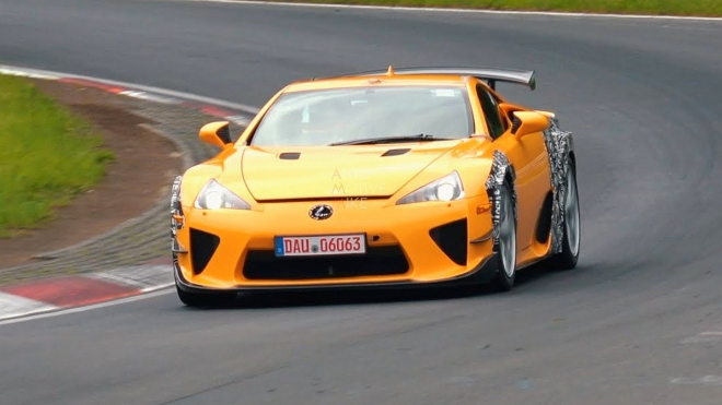 Japonci vytáhli na okruh 10 let starý prototyp, zastínil všechna moderní auta