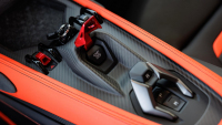 Nové Lamborghini Temerario je ještě víc &bdquo;zmaštěné&rdquo; auto, než se zdálo. Takto hloupě probíhá jeho start, tady někdo bral lekce u Audi