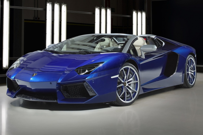 Lamborghini Ad Personam nabízí nové možnosti, předvádí se na Aventadoru
