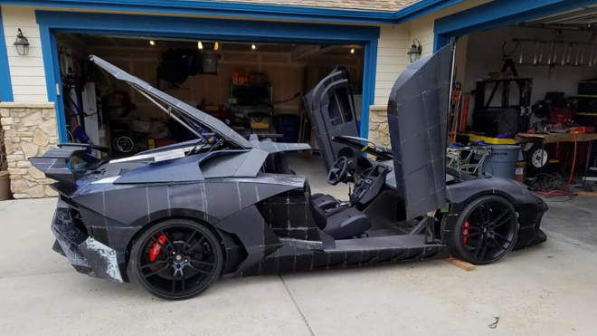Vědec vyrobil svému synovi Lamborghini na 3D-tiskárně, po 2 letech práce už i jezdí