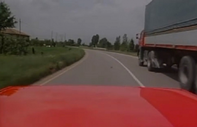 Lamborghini Countach, rok 1987, Valentino Balboni a 290 km/h na italské okresce (video)