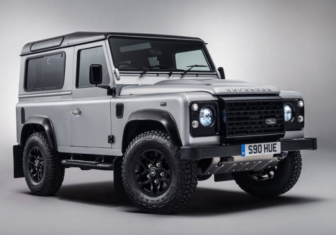 Britský miliardář chce vzkřísit Defender, od Land Roveru koupí vše potřebné